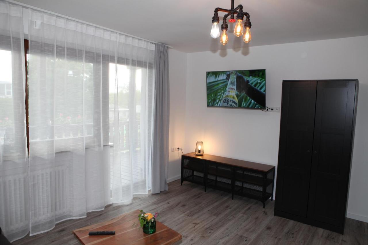 Gaestehaus Zum Rhein Rheinhausen Ngoại thất bức ảnh